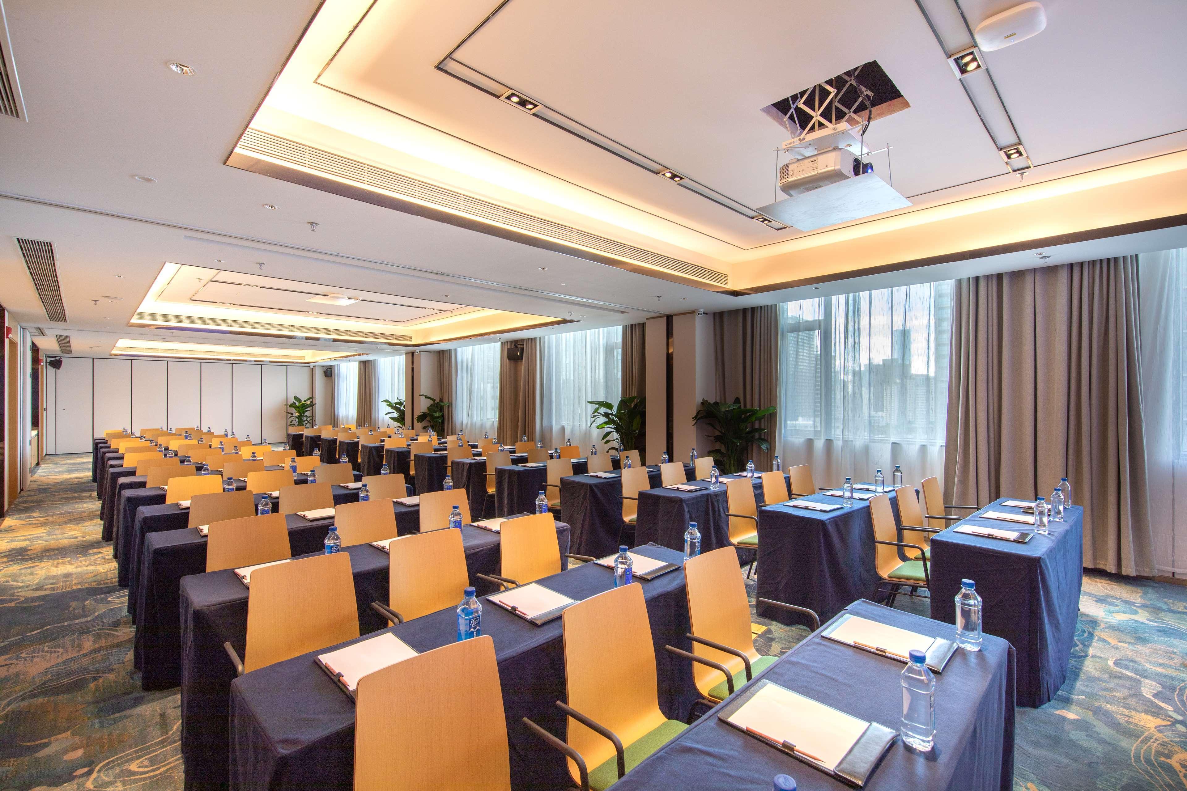 Hilton Garden Inn Shenzhen Nanshan Avenue Zewnętrze zdjęcie