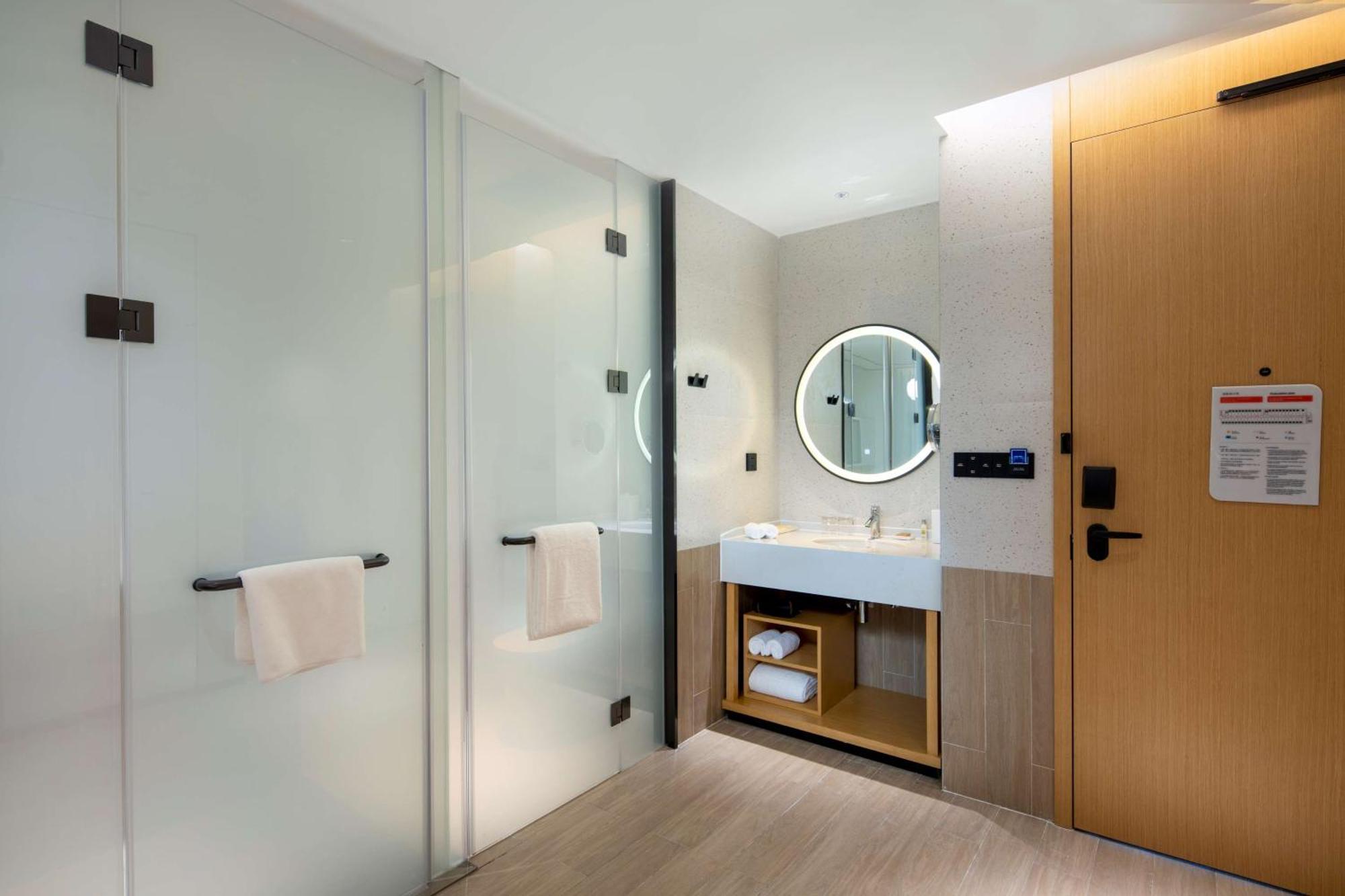 Hilton Garden Inn Shenzhen Nanshan Avenue Zewnętrze zdjęcie